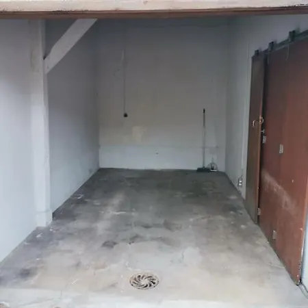 Bel Appart 2/4 Pers Centre-ville Avec Garage Prive *